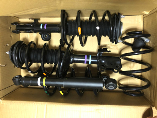 引き渡し決定ヴェルファイア新車外し純正サス