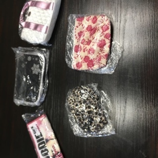 値下げしましたら？手提げ&ポーチセット！