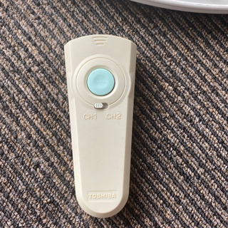 シーリングライト　リモコン付き　TOSHIBA の画像