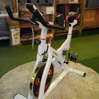 【店舗同時販売中】スピンバイク　自転車のエンジンは脚【店頭ご来店...