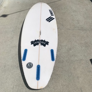 当社の エメリーサーフボード(emery surfboard thrasher)サーフボード サーフィン・ボディボード