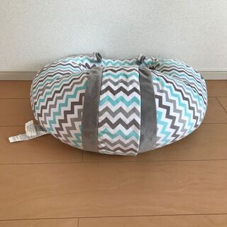 HUGABOO　赤ちゃんのイスの画像