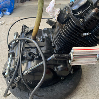 TW200 エンジンの画像