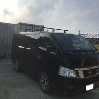 NV350　日産　キャラバン　H25年式　