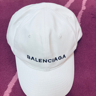 BALENCIAGA バレンシアガ キャップ　白　新品に近いの画像