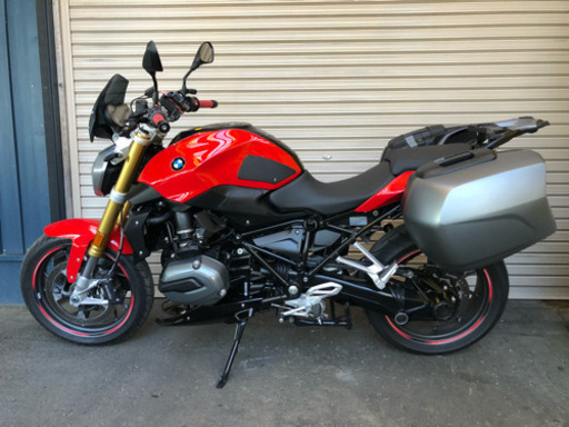 もうすぐ締め切ります  BMW R1200R  サイドパニア付き 美品！