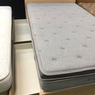 ニトリ　セミダブルベッド　②の画像