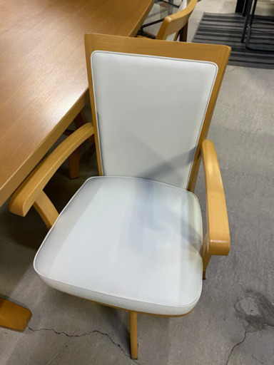 激安！ゆったり座れる大きなテーブル！ニトリ ダイニングテーブルセット イス×4脚