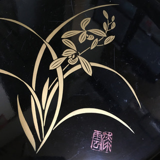 大きな深さのあるおぼんの画像