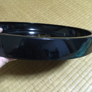 大きな深さのあるおぼんの画像