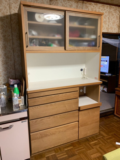 食器棚　取引中