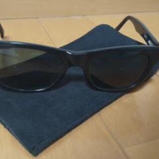 A.P.C. サングラスの画像