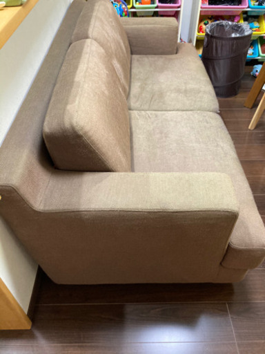3人掛けのソファ　定価10万円
