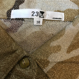 23区オンワード、ラメ入り半袖の画像