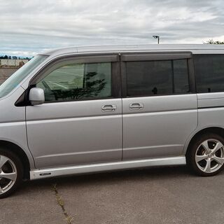 ステップワゴン　FR3  車検　令和４年　５年２０月まで　残1年の画像