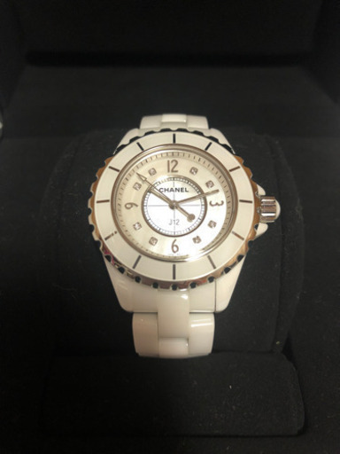 シャネルJ12セラミック製8個ダイヤ【本物、新品並み、超お買い得】