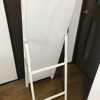 【急募！】姿見 アンティーク風 白 オシャレ 0円の画像