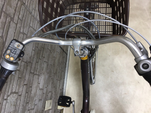 東京23区配達無料　新基準　ブリヂストン　アシスタ　8.1Ah リチウム 電動自転車 中古☆26インチ☆BS