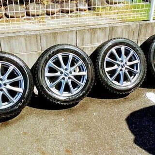 【プリウスに使用のアルミホイールとスタッドレスタイヤのセットです】「１６インチ」