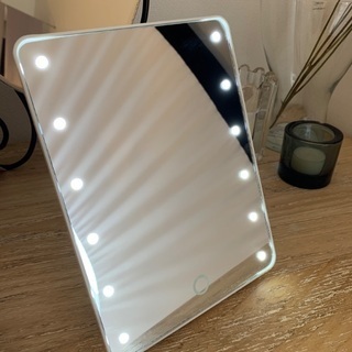 『新品』LED付きミラー