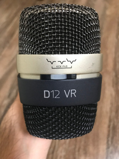 AKG D12VR   使用感あり