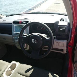 お店の看板に目立ちます。検査2年つき　諸費用こみこみ　19年式ホンダゼスト　レッド　96000km　車両交換可の画像