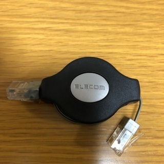 ELECOM 取り巻き式ケーブルセット　ポーチおまけ付の画像