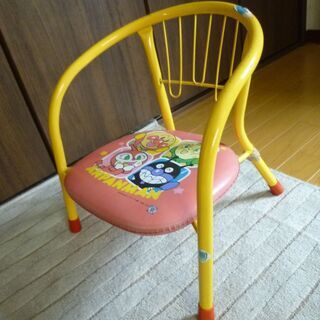 子供用　椅子【ア◯パンマン】の画像