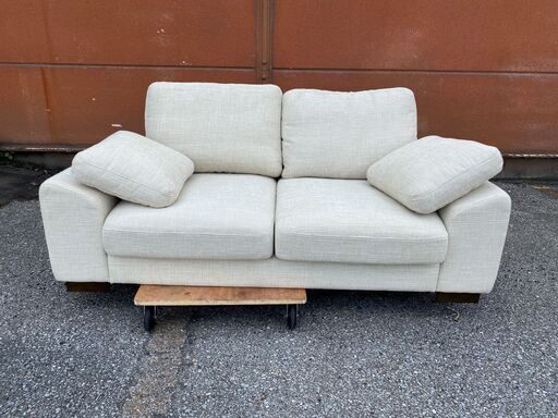 ソファ オフホワイト ロータイプ 2人掛け 2.0P 展示品 中古品