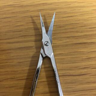 カットハサミ　眉毛、アイテープなどの画像