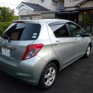 ☆個人分割可！車検超長！H24ヴィッツ F 2WD CVT☆希少色！の画像