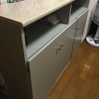 カウタンテーブル