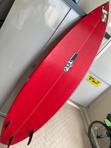【商談中】サーフボード　ショート　【JS】
