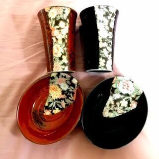 【美品】小皿　コッブ　花柄２対セット