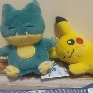 ポケモン　ピカチュウ　ぬいぐるみ
