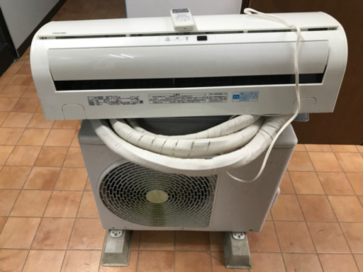 2011年製　東芝エアコン　6畳用