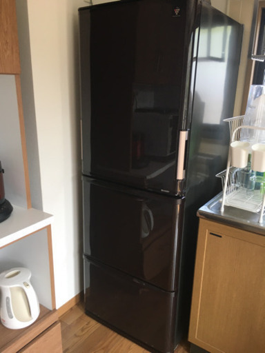 両開き　シャープ　プラズマクラスター冷蔵庫　350L