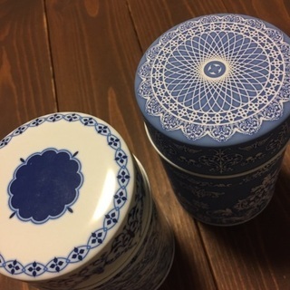 缶の茶筒 2個セット 200円 9/13までの画像