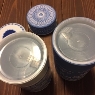 缶の茶筒 2個セット 200円 9/13までの画像