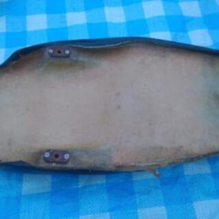 〈値下げ中！〉ヤマハ SR400 凡用シート ジャンク品の画像