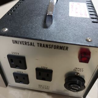 家庭用大型変圧器　100,110,120,127V ←→ 100,120Ｖ   1.5KVA 