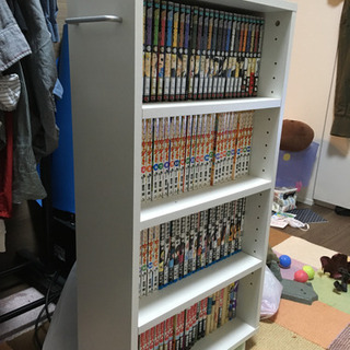 美品　キャスター付き本棚　白色の画像