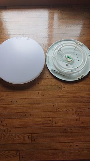 ニトリ  8畳用  シーリングライト