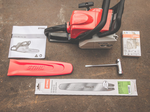 STIHL製　チェンソー　新品