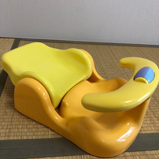 Apricaバスチェアの画像