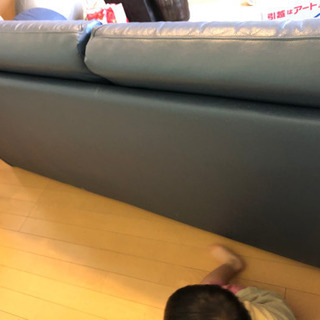 三人掛ソファの画像