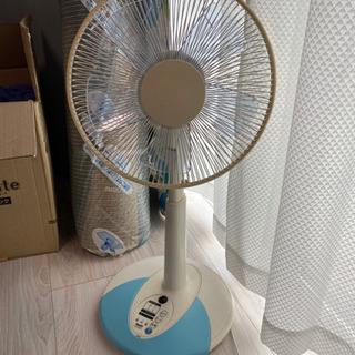 扇風機　誰か使って下さい。