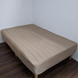 脚付きスプリングマットレスベッド (セミダブル) 値段交渉可の画像