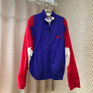 ナイキ　ジャンパー　NIKE 