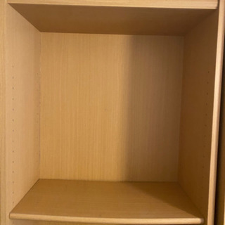 組み立て済み本棚　高さ180cm×幅60cm×奥行30cmの画像